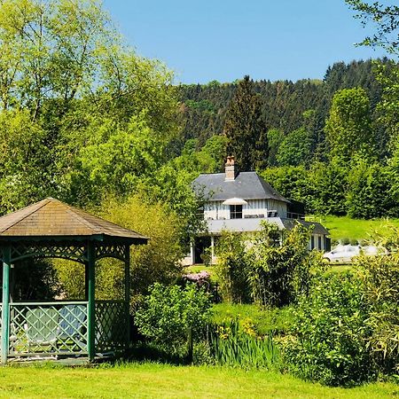 Bed and Breakfast Domaine Le Hetrey Toutainville Exteriér fotografie