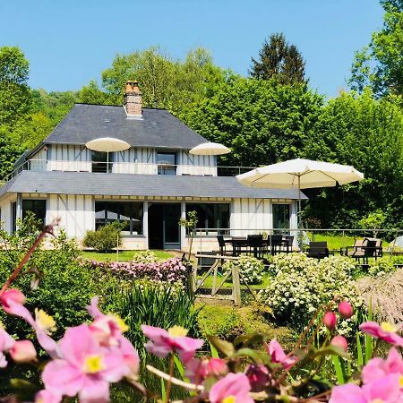 Bed and Breakfast Domaine Le Hetrey Toutainville Exteriér fotografie